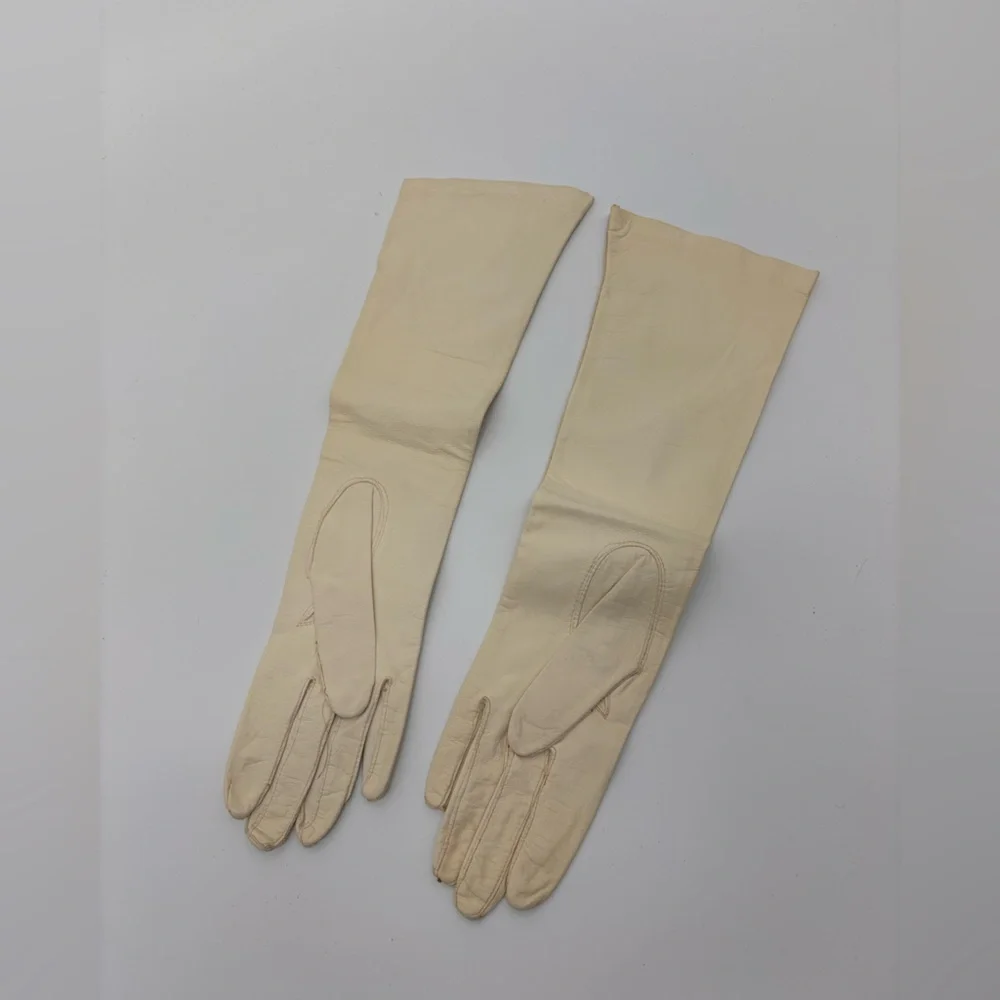 Vintage BONWIT TELLER Cream Kid Leather Gloves – Made in Germany 1950s 12” Long